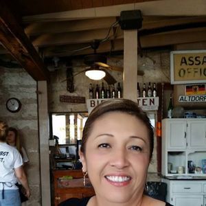 Meet your Posher, Florita